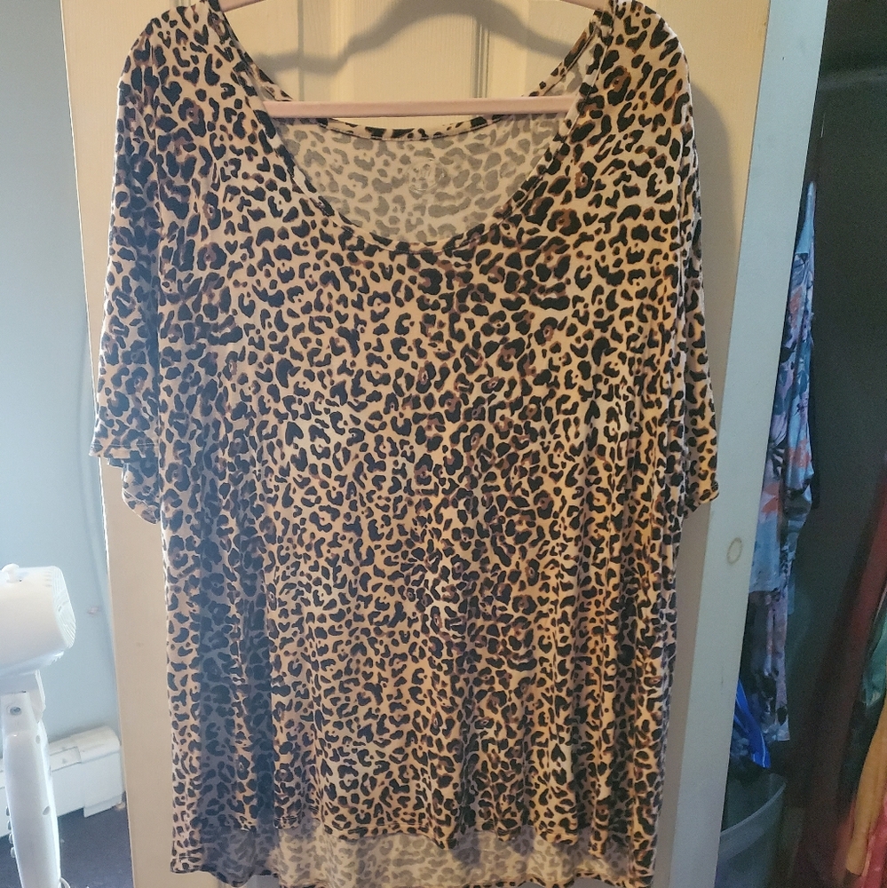 3xl cheetah print top